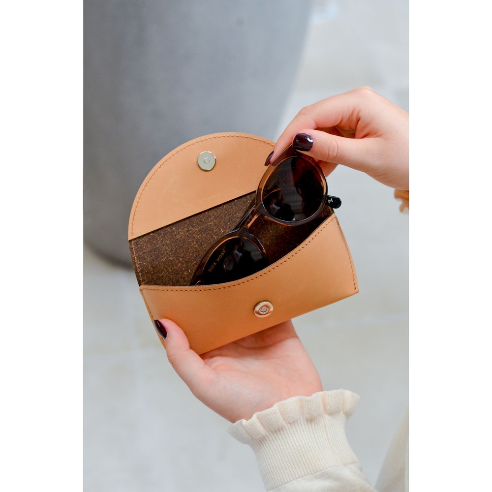 Recycled Leather Sunglasses Pouch  Brillen-Etui